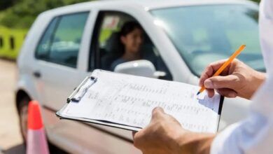 Führerschein und jetzt? Was junge Fahranfänger in den ersten Monaten am Steuer wirklich lernen müssen Führerschein und jetzt