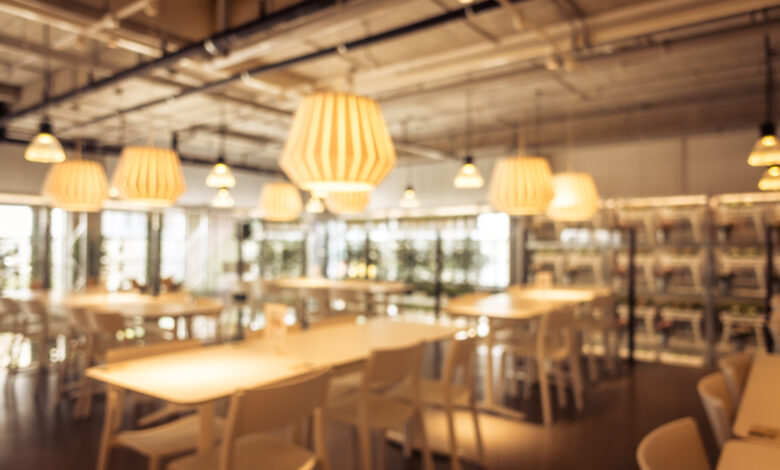 Terrassen Tische für die Gastronomie: Alles, was Sie beim Kauf beachten müssen Terrassen Tische